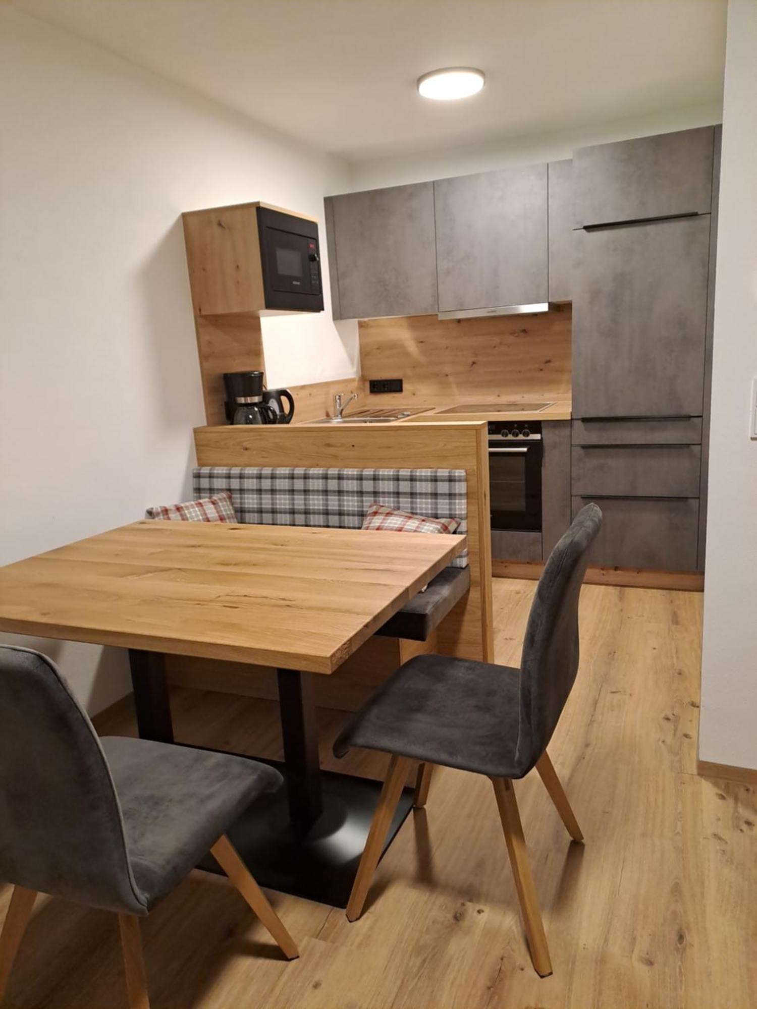 Zimmer & Appartements Schwarzenbacher Sonja & Konrad 克雷纳尔 外观 照片