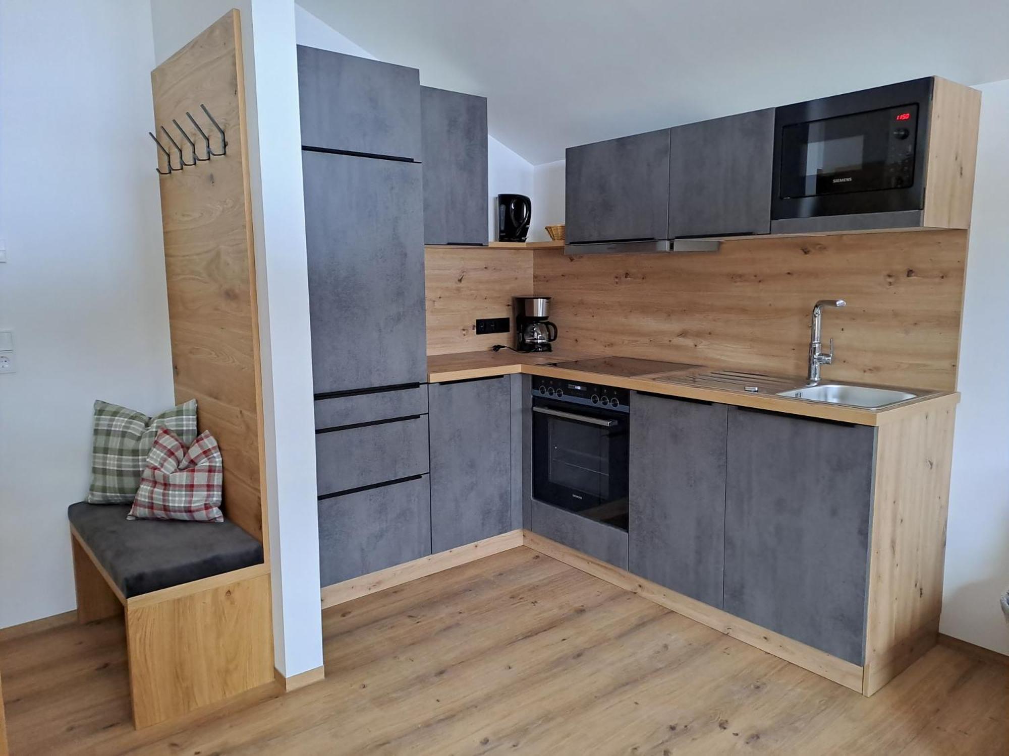 Zimmer & Appartements Schwarzenbacher Sonja & Konrad 克雷纳尔 外观 照片